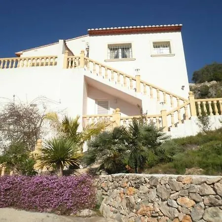 Petra Villa Pego